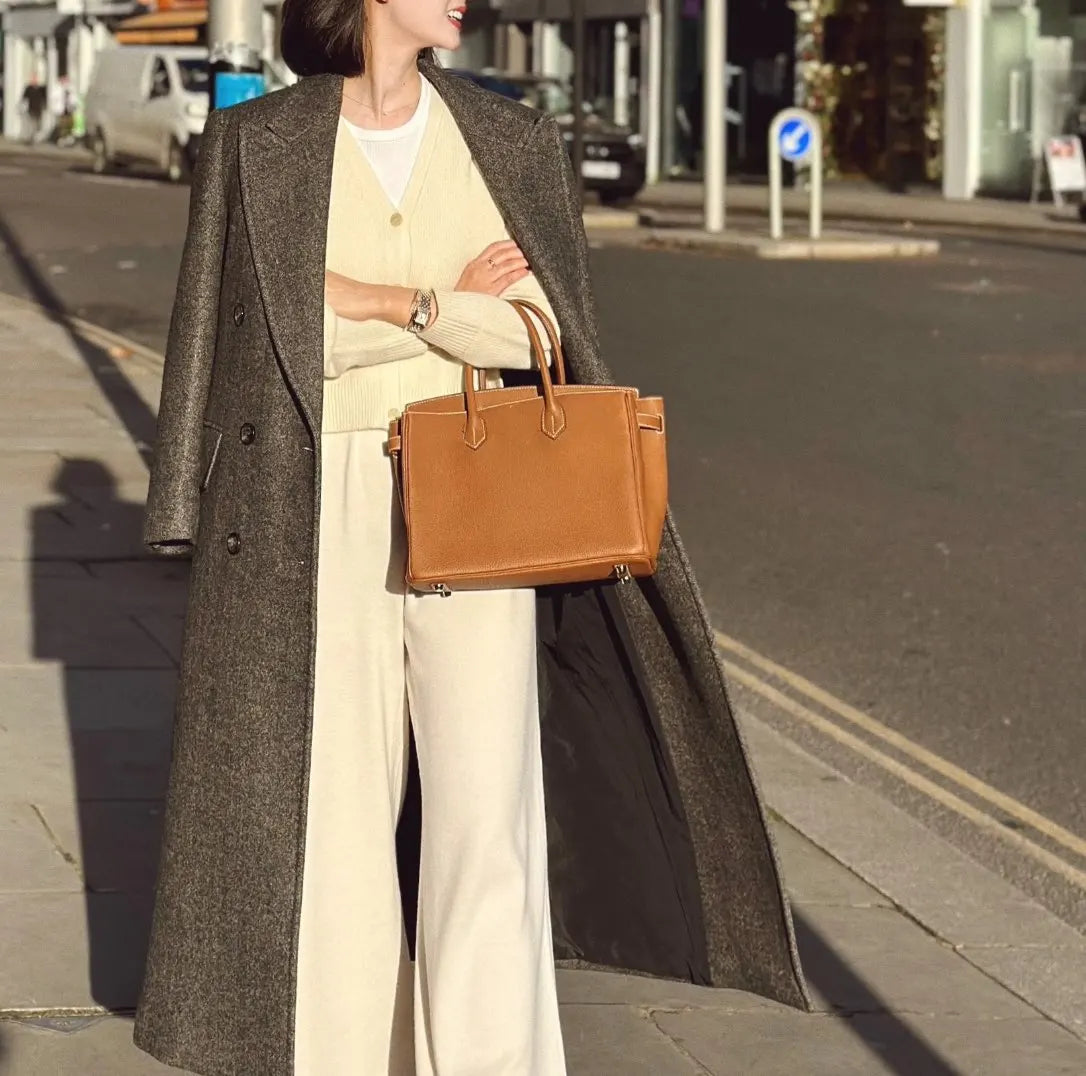 2025 new designer fashion women luxury handbag casual tote bucket shoulder bag Large-capacity commuting bag genuine leather bag