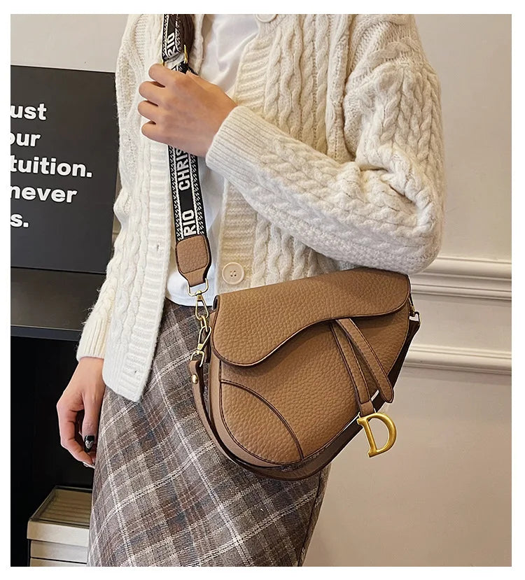 IMJK  24*20*6cm Hot selling light luxury underarm saddle bag, new niche design, casual shoulder crossbody bag bags