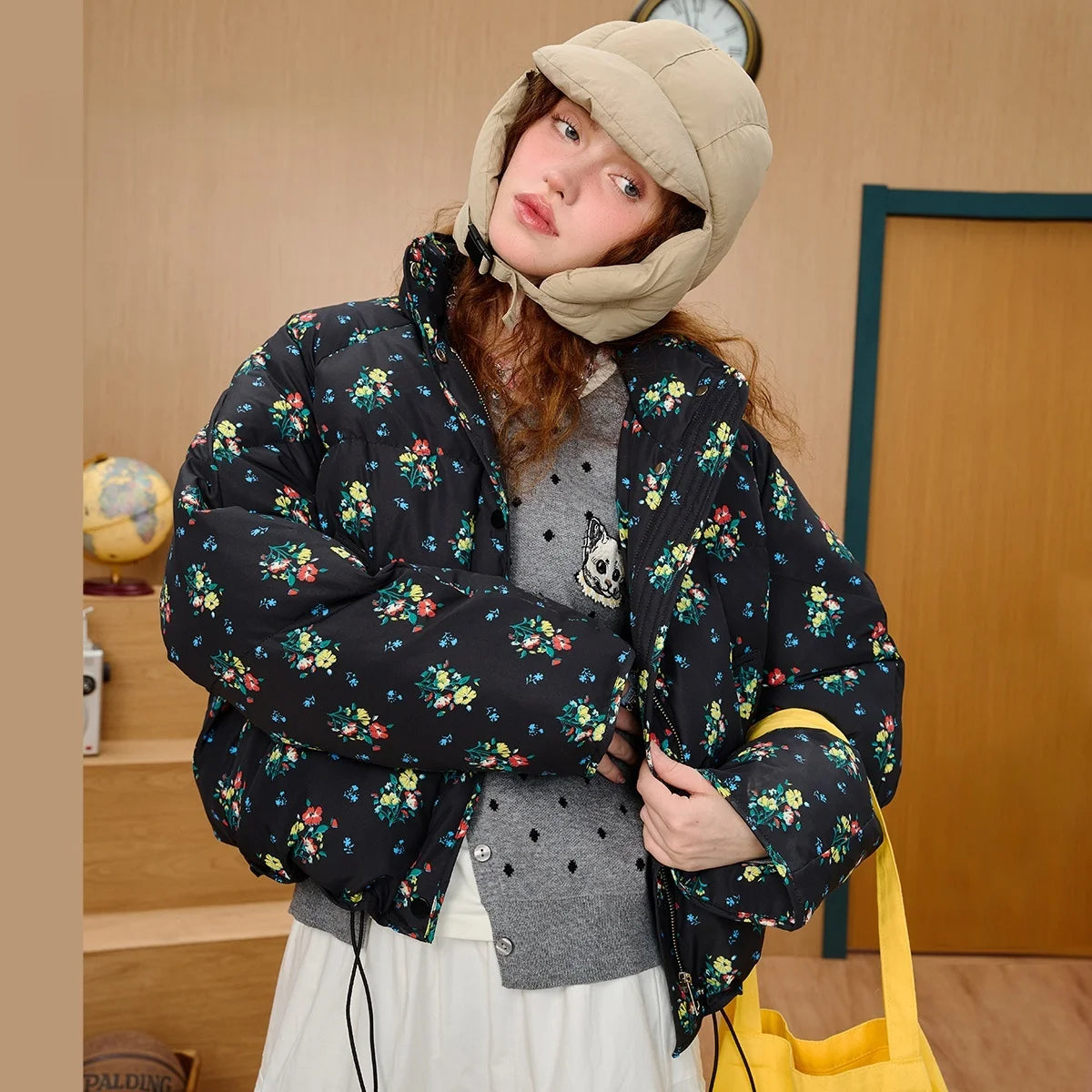 2025 Brand New Women's Short Puffer Jacket for Petite Printed Quilted Coat Loose Fit Casual Winter Bomber Stand Collar Outerwear