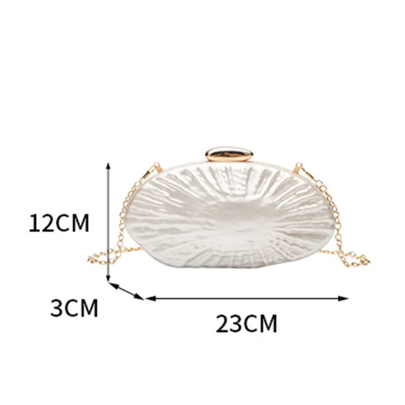 2025 Retro Gold Women's Shell Clutch High-end Fashion Chain Bag Creative Conch Box Bag European And American Women's Evening Bag
