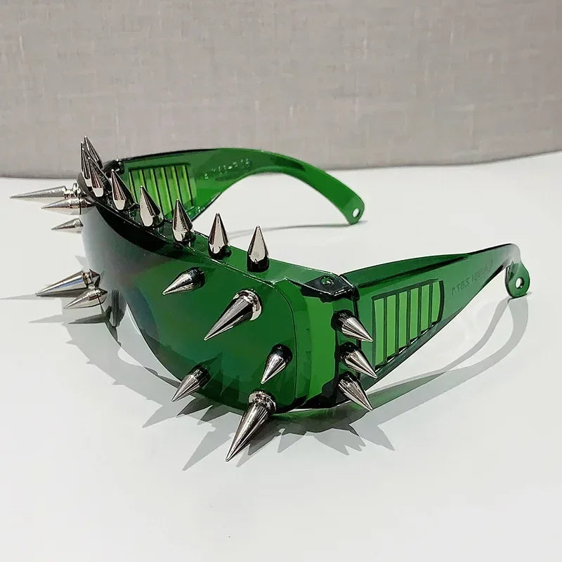 Cyberpunk Demon Eyewear Metal Rivet Party Sunglasses Steampunk Punk for Women Men Designer Sun Glasses Shade Eyewear