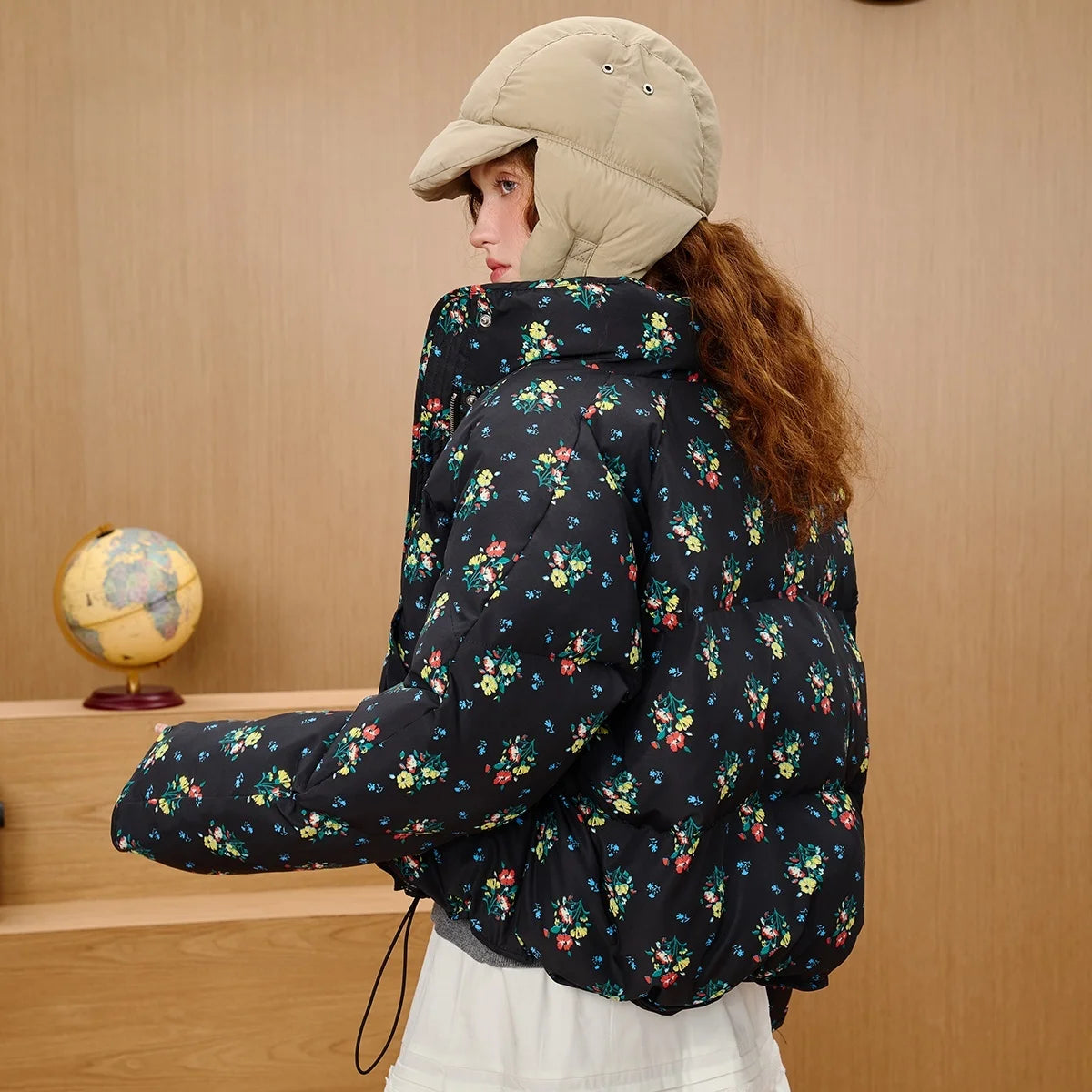 2025 Brand New Women's Short Puffer Jacket for Petite Printed Quilted Coat Loose Fit Casual Winter Bomber Stand Collar Outerwear