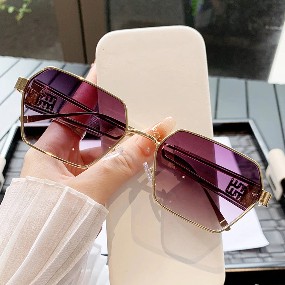 Fashion Irregular Punk Sunglasses Women Men Metal Full Frame Sun Glasses Personalized Hollow Eyewear Trendy UV400 Shades Glasses