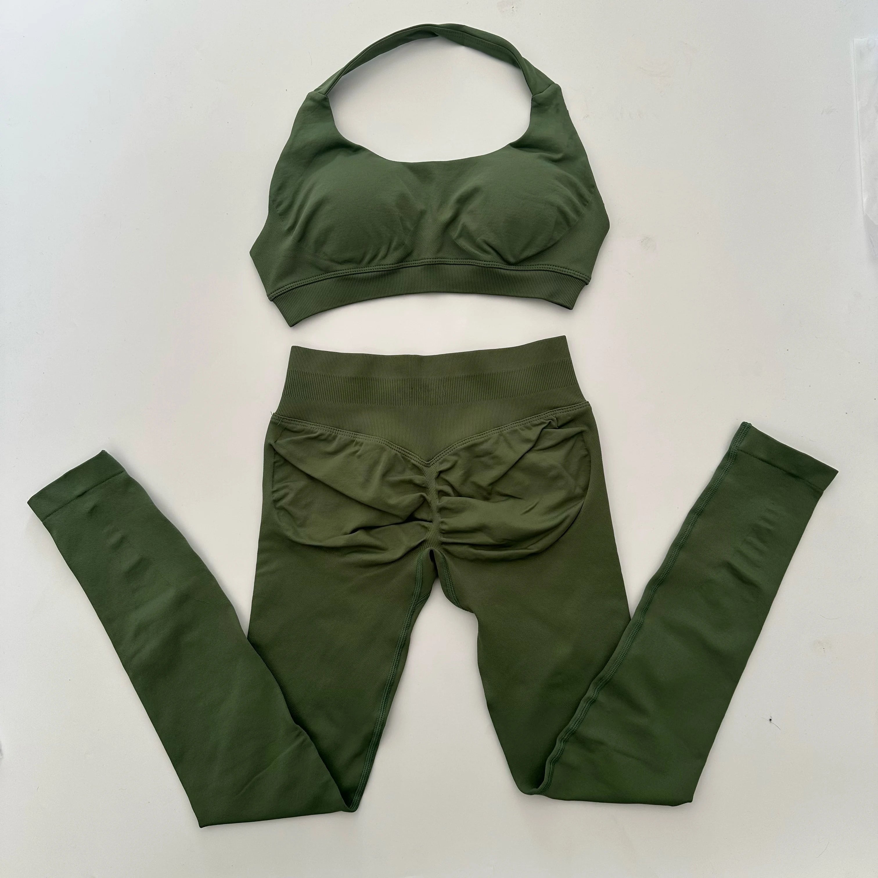 Ladies seamless yoga suit; two-piece fitness leggings; hip-lifting yoga pants set; gym sport suit; backless sports bra with