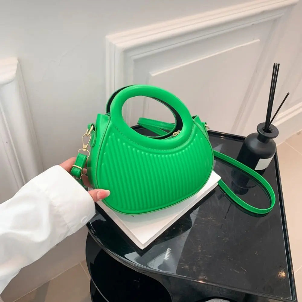 Fashion Women Shoulder Bag Armpit Bag Design Underarm Bag Pleated Saddle Bag Solid Color Messenger Bag Purse Handbags