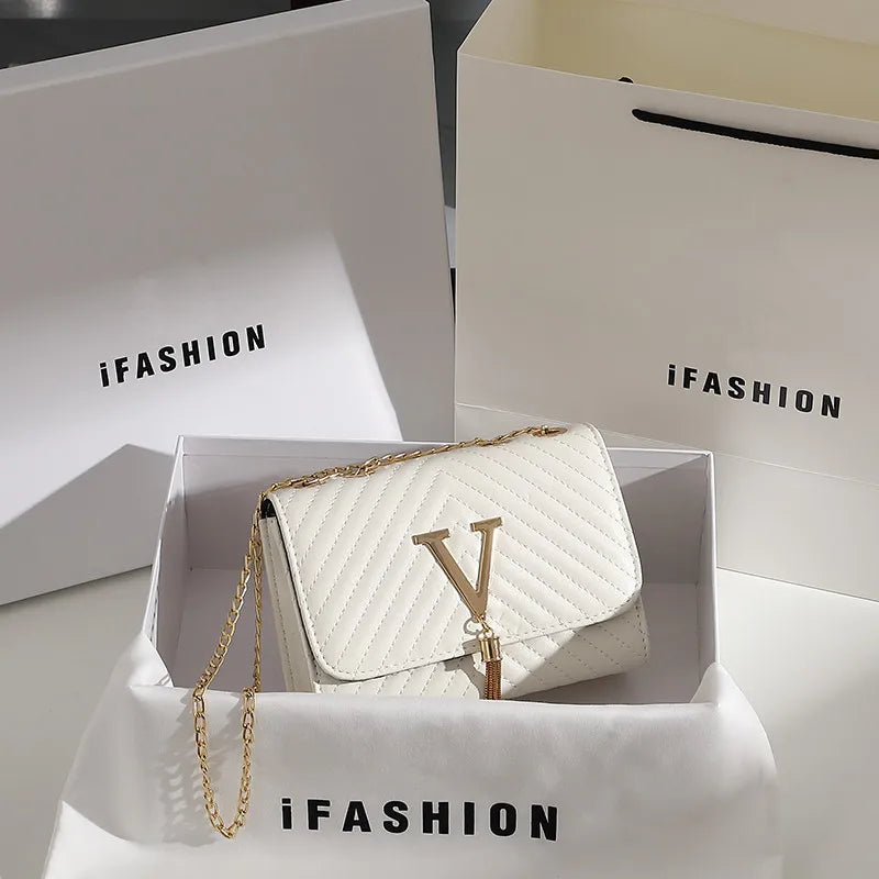 Embroidery Women Crossbody Bag Thread Luxury Handbag Shoulder Bags Brand Sequined Tassel Clutch Small Bag and Purse Party