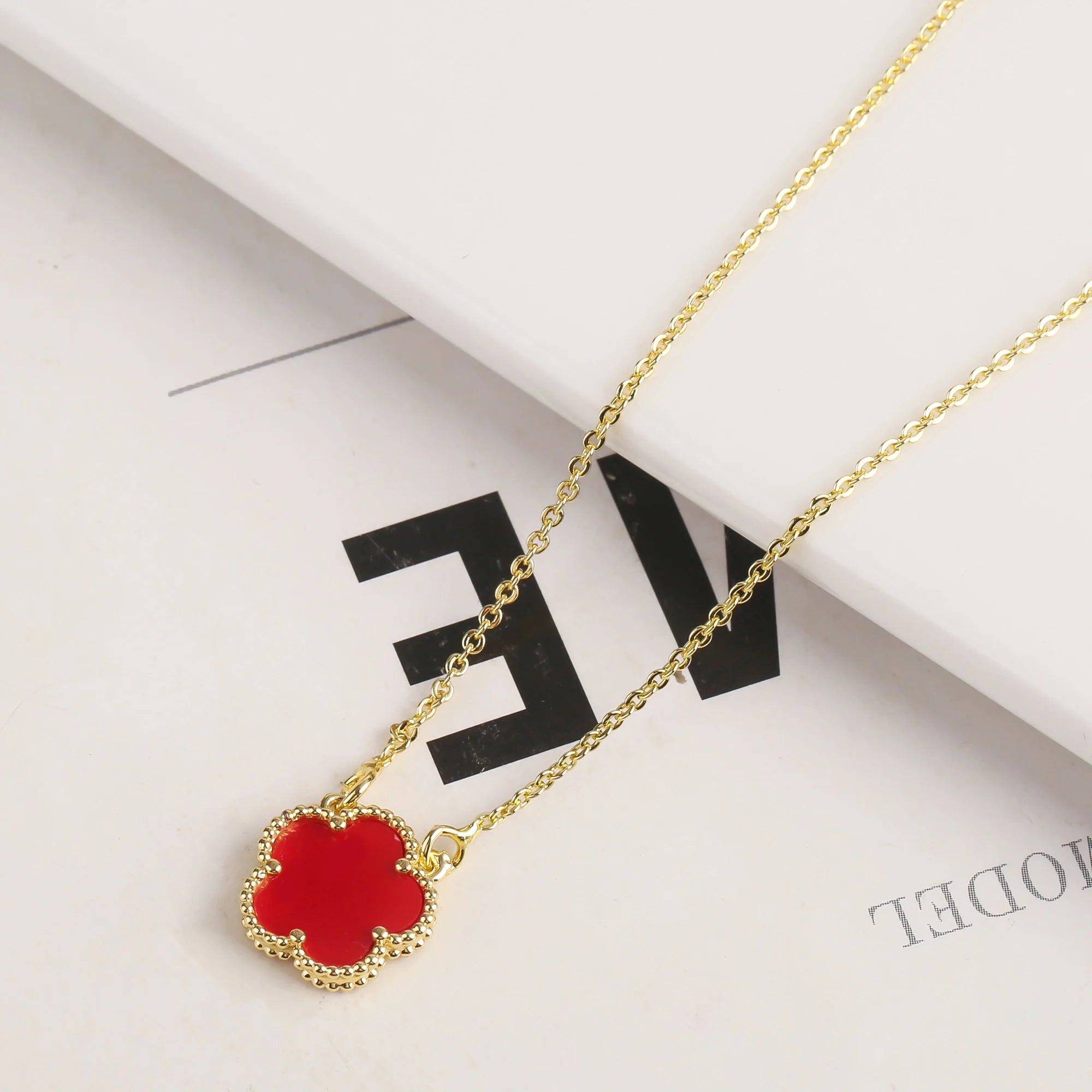 18K Gold Plated High Quality Simple Plant Five Leaf Flower Natural Stone Metal Pendant Necklace Earring Set Women's Clover