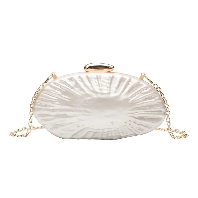 2025 Retro Gold Women's Shell Clutch High-end Fashion Chain Bag Creative Conch Box Bag European And American Women's Evening Bag