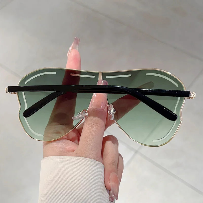 Oversized Shield One-Piece Punk Sunglasses Women 2025 Luxury Brand Square Sun Glasses For Ladies Metal Big Frame Eyewear UV400