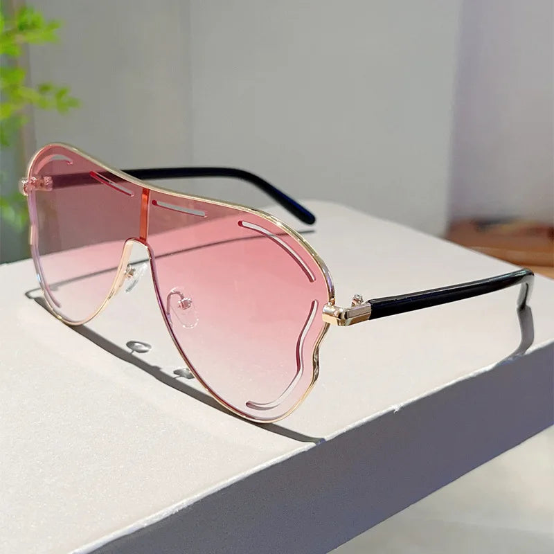 Oversized Shield One-Piece Punk Sunglasses Women 2025 Luxury Brand Square Sun Glasses For Ladies Metal Big Frame Eyewear UV400