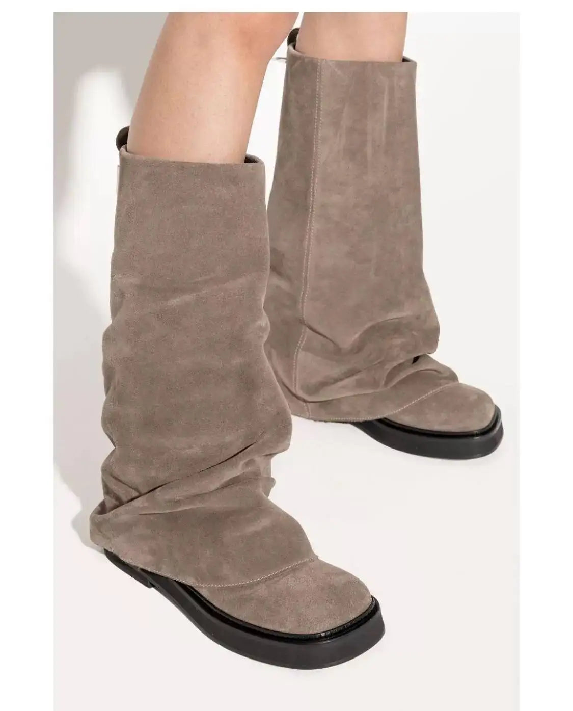 Women's New Autumn and Winter Calf Boots with Pleated Thick High Heels and Fashionable Oversized Street Leather Mid Leg Boots