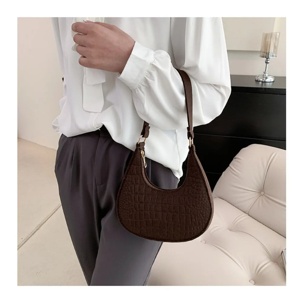 Women Bags Shoulder Retro Leisure Handbag Pure Felt Fashion Underarm Bag Crescent Saddle Bag for Ladies Advanced Armpit Bag 2025