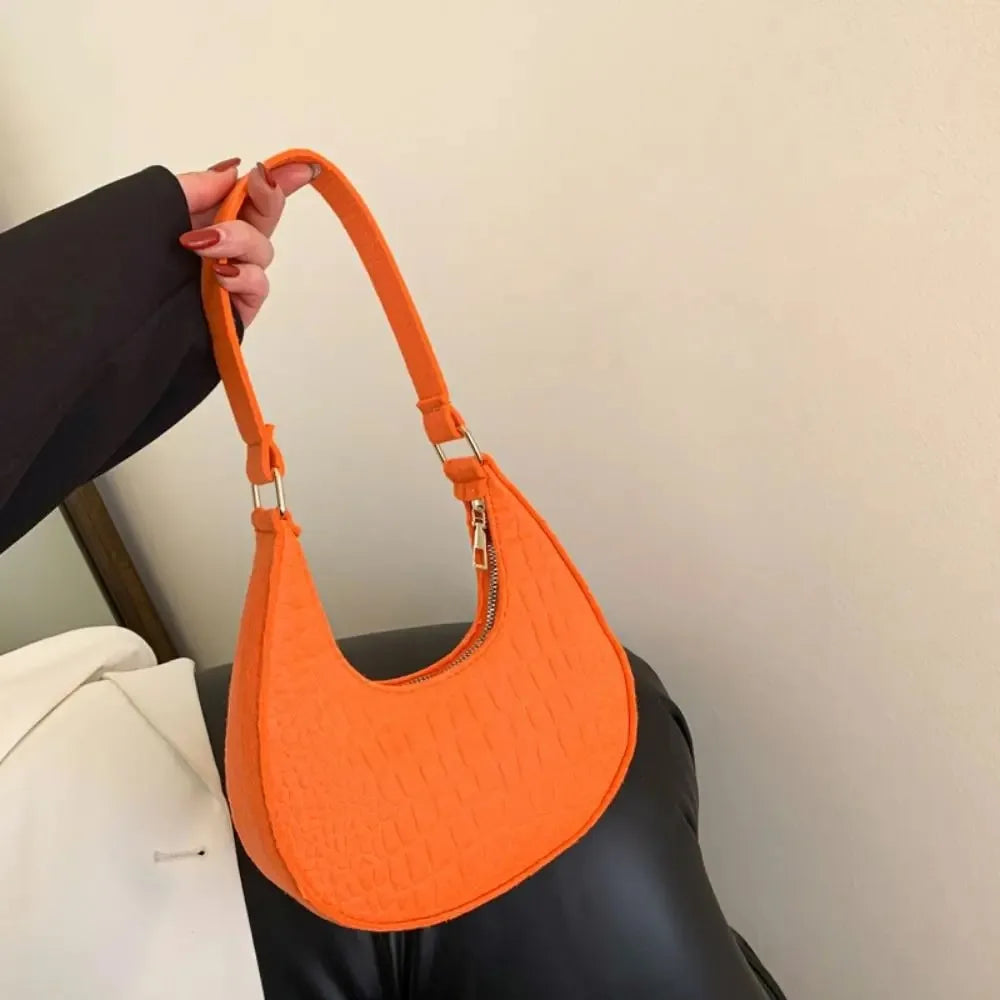 Women Bags Shoulder Retro Leisure Handbag Pure Felt Fashion Underarm Bag Crescent Saddle Bag for Ladies Advanced Armpit Bag 2025