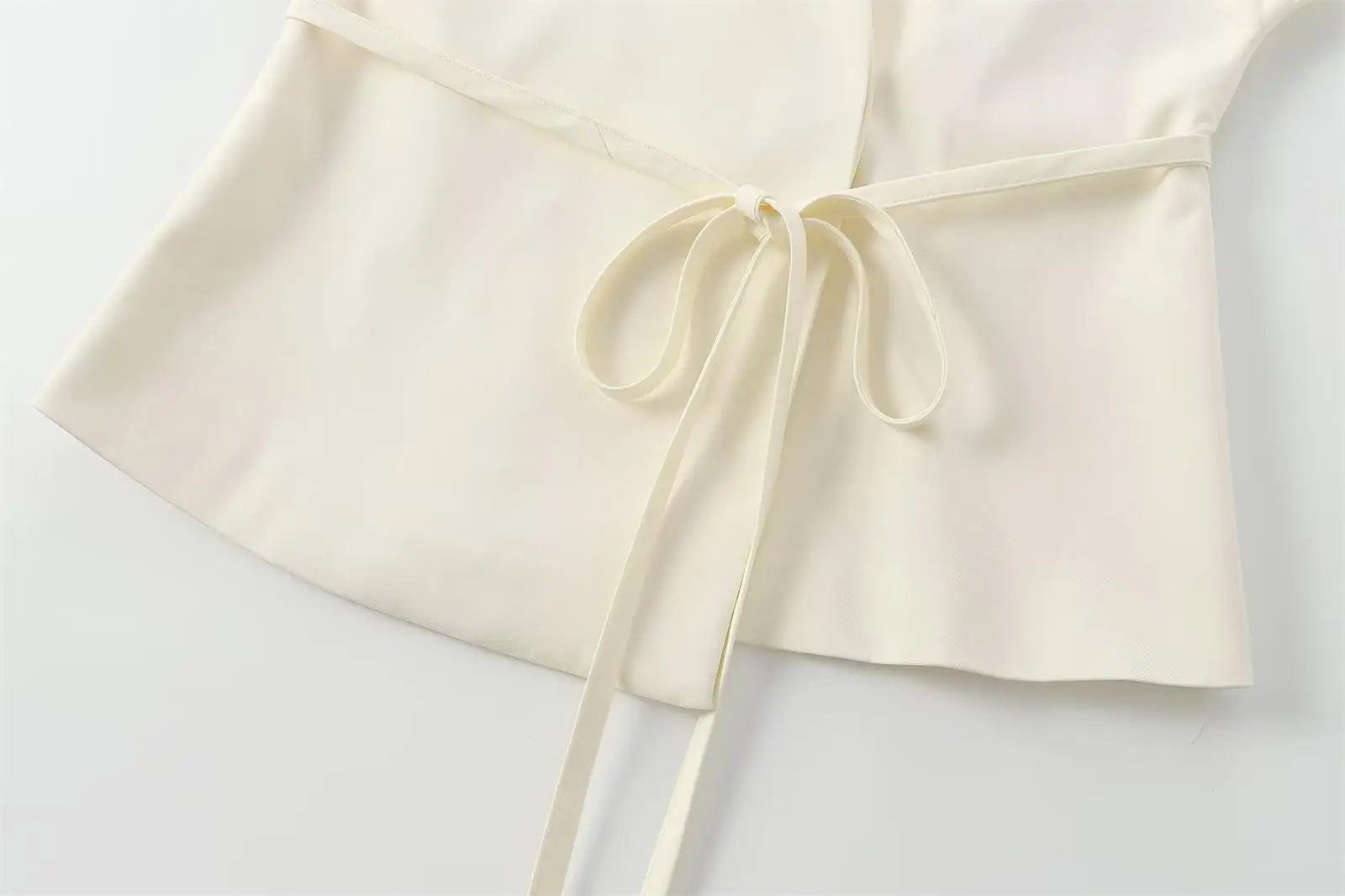 TFMLN Fashion Women's Trouser Suits Sleeveless V-Neck Top With Belt Straight Pants Sets 2025 Spring Summer Commuter 2 Piece Set