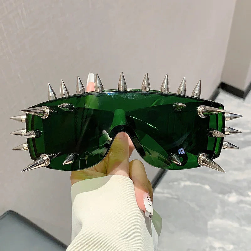 Cyberpunk Demon Eyewear Metal Rivet Party Sunglasses Steampunk Punk for Women Men Designer Sun Glasses Shade Eyewear
