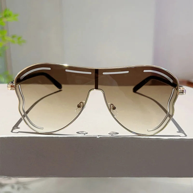 Oversized Shield One-Piece Punk Sunglasses Women 2025 Luxury Brand Square Sun Glasses For Ladies Metal Big Frame Eyewear UV400