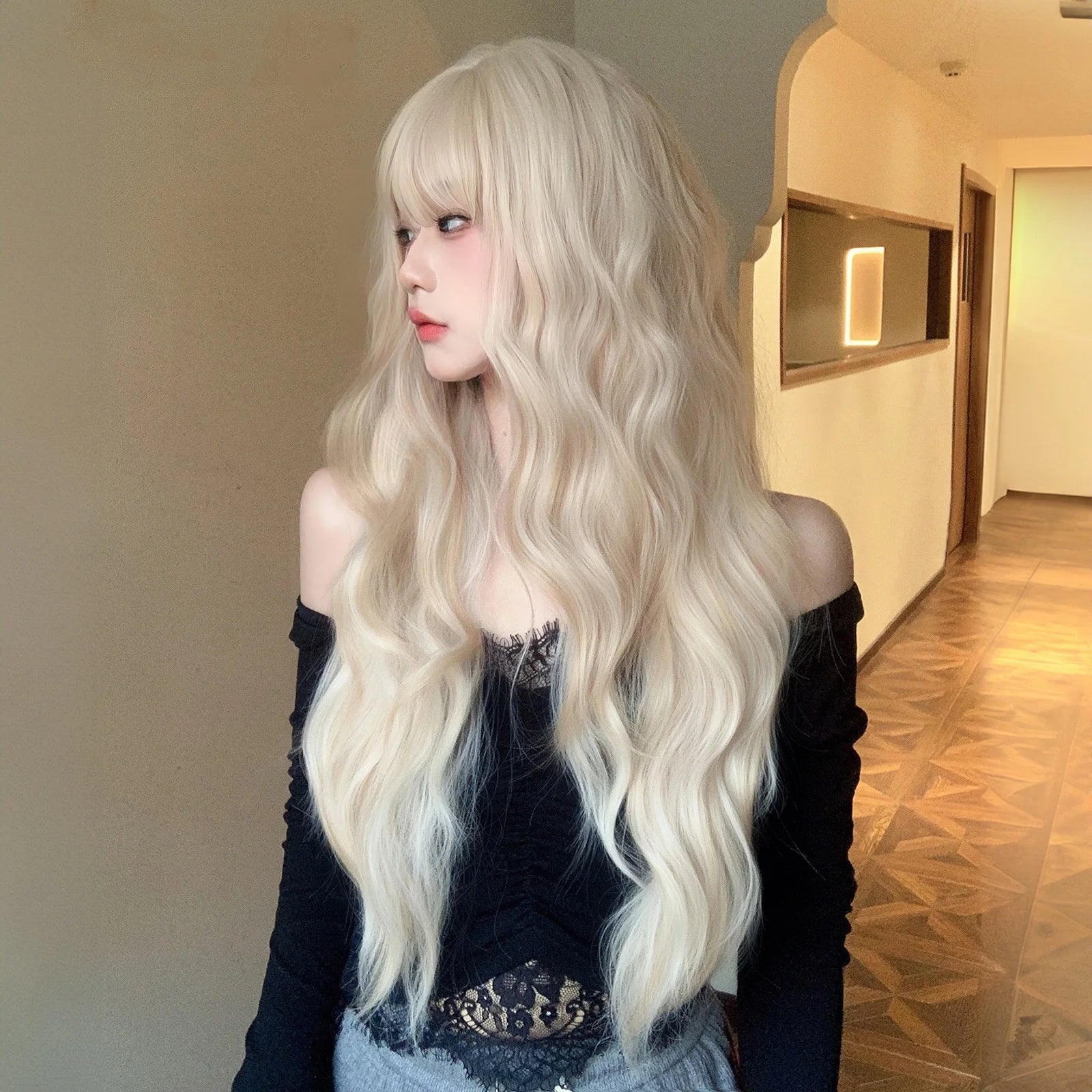Platinum 613 Blonde Wig Long Wavy Synthetic Wig with Bangs Curly Mixed Golden for Women Cosplay Party Daily Use Heat Resistant