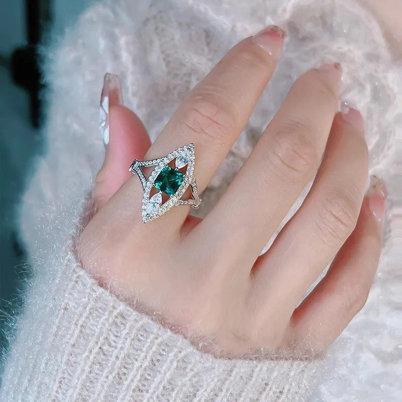 925 Sterling Silver Large Amethyst Gem Horse Eye Zircon Female High Quality Party Jewelry Elegant CZ Stone Ring for Women