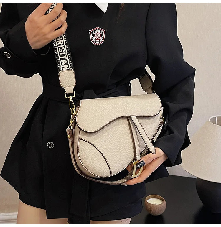 IMJK  24*20*6cm Hot selling light luxury underarm saddle bag, new niche design, casual shoulder crossbody bag bags