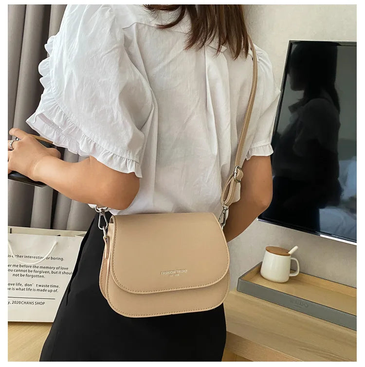 Trendy Saddle Shoulder Bag Women PU Leather Crossbody Bag Simple Solid Color Flap Messenger Bag Fashion Handbags Pouch