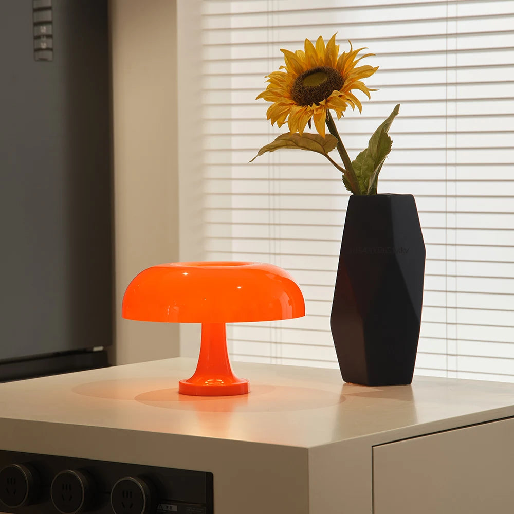 Classic Mushroom Table Lamp Modern Bauhaus Art Table Lamp Bedroom Bedside Lamp Danish Designer Orange Decorative Table Lamp