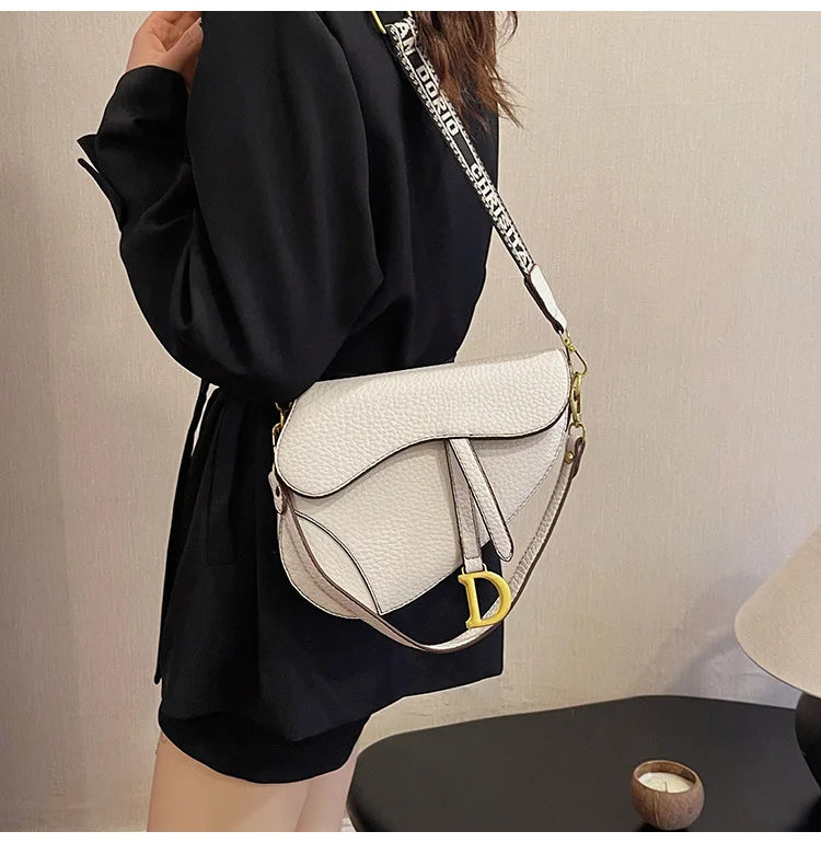 IMJK  24*20*6cm Hot selling light luxury underarm saddle bag, new niche design, casual shoulder crossbody bag bags
