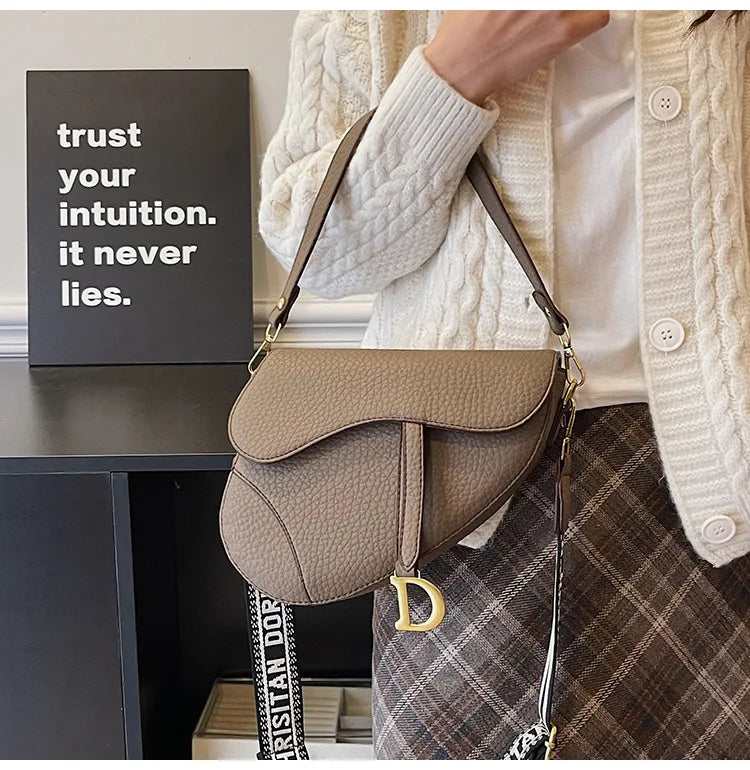 IMJK  24*20*6cm Hot selling light luxury underarm saddle bag, new niche design, casual shoulder crossbody bag bags