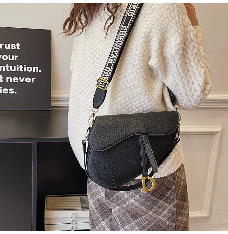 IMJK  24*20*6cm Hot selling light luxury underarm saddle bag, new niche design, casual shoulder crossbody bag bags