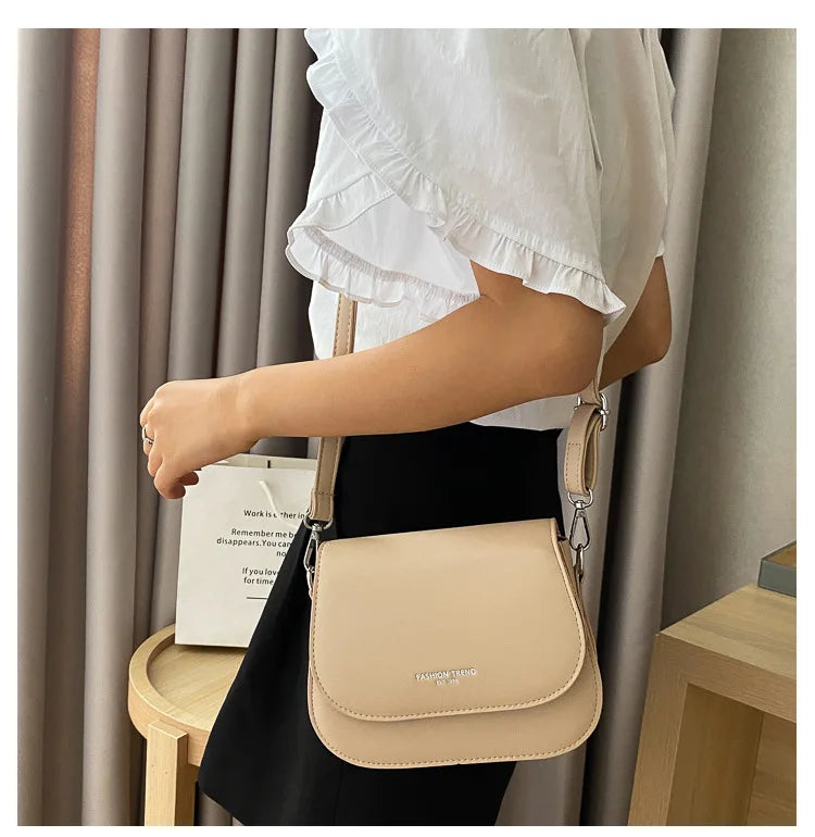 Trendy Saddle Shoulder Bag Women PU Leather Crossbody Bag Simple Solid Color Flap Messenger Bag Fashion Handbags Pouch