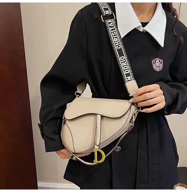 IMJK  24*20*6cm Hot selling light luxury underarm saddle bag, new niche design, casual shoulder crossbody bag bags