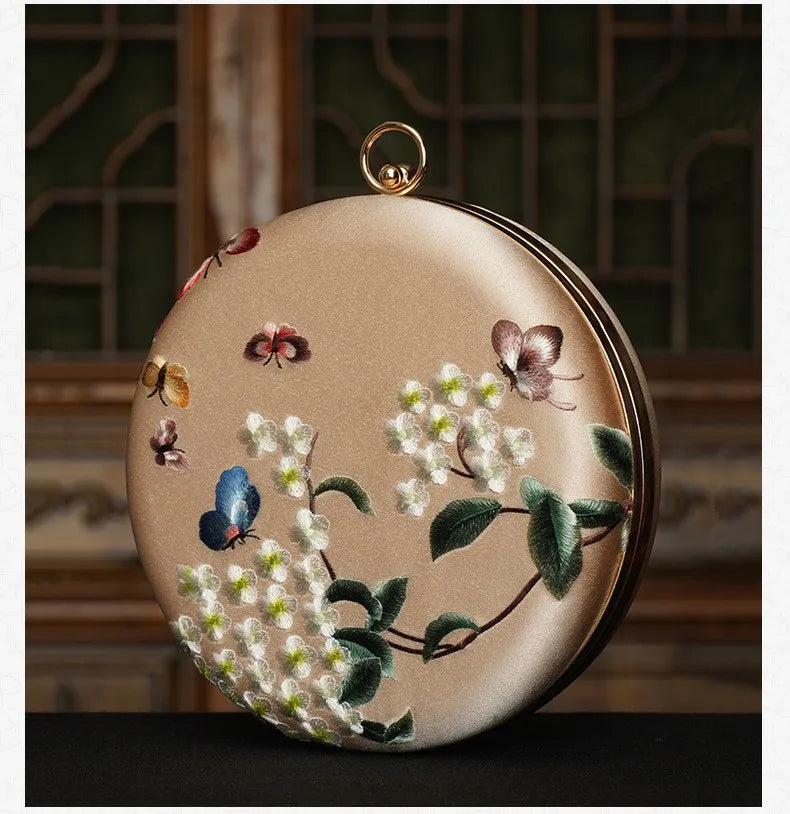 Cape-Bay Small Women's Bag, Silky Polyester Embroidered Bag, Embroidered Women's Bag, Retro Accessory Bag for Cheongsam, Chinese Ethnic Style Women's Ancient Style Small Bag, Noble Lady's Chain Bag, Gold Metal Frame Hard Shel