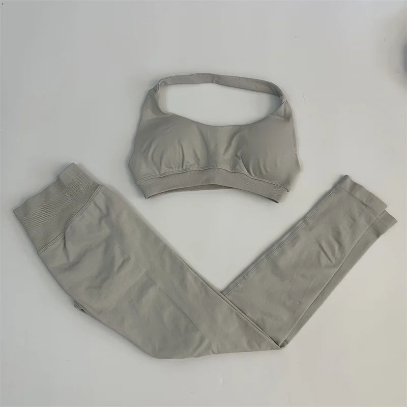 Ladies seamless yoga suit; two-piece fitness leggings; hip-lifting yoga pants set; gym sport suit; backless sports bra with