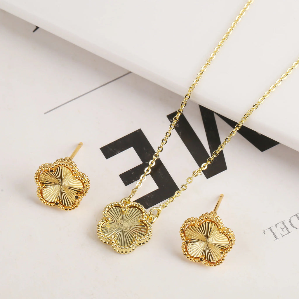 18K Gold Plated High Quality Simple Plant Five Leaf Flower Natural Stone Metal Pendant Necklace Earring Set Women's Clover