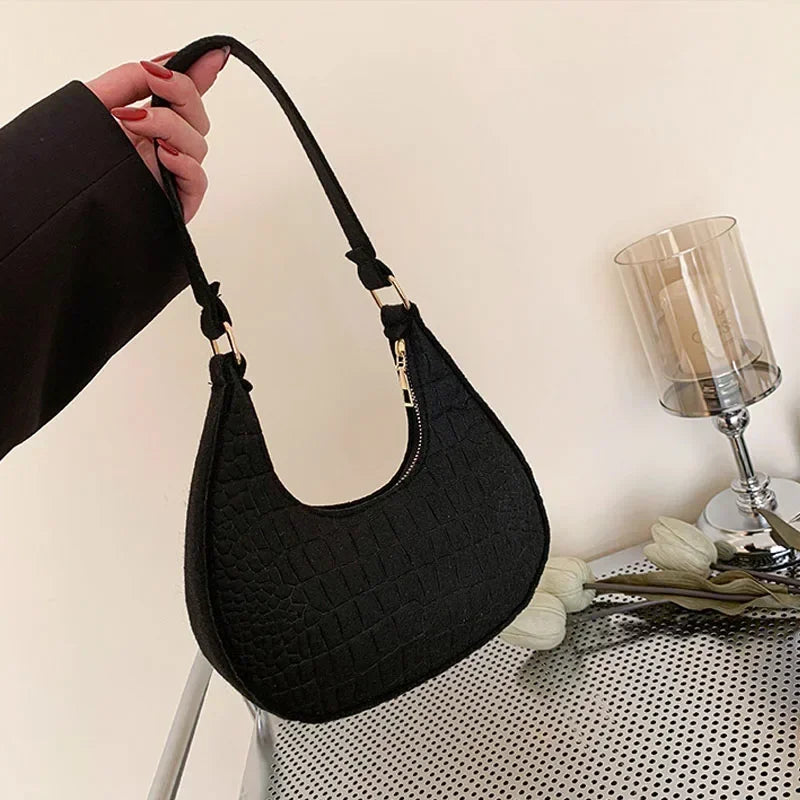 Women Bags Shoulder Retro Leisure Handbag Pure Felt Fashion Underarm Bag Crescent Saddle Bag for Ladies Advanced Armpit Bag 2025