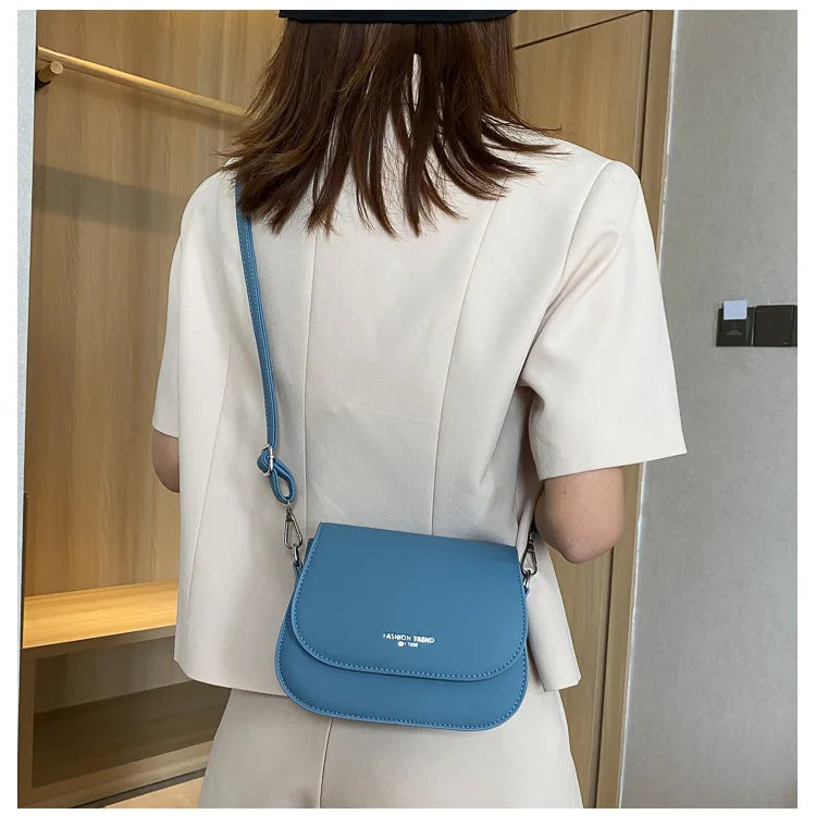 Trendy Saddle Shoulder Bag Women PU Leather Crossbody Bag Simple Solid Color Flap Messenger Bag Fashion Handbags Pouch