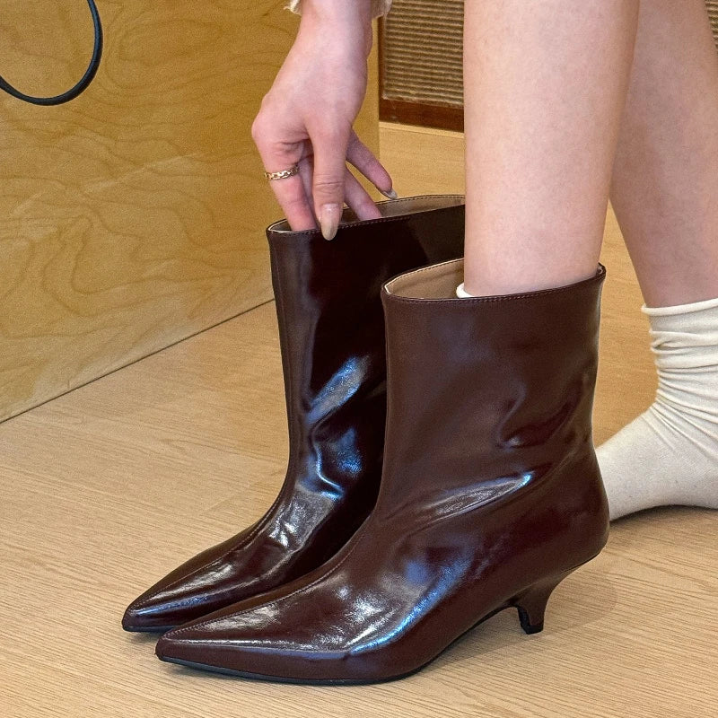 Autumn Winter Fashion Pointed Toe Women Ankle Boots Fashion Slip On Low Heels Shoes Street Style Banquet Party Short Botas Mujer