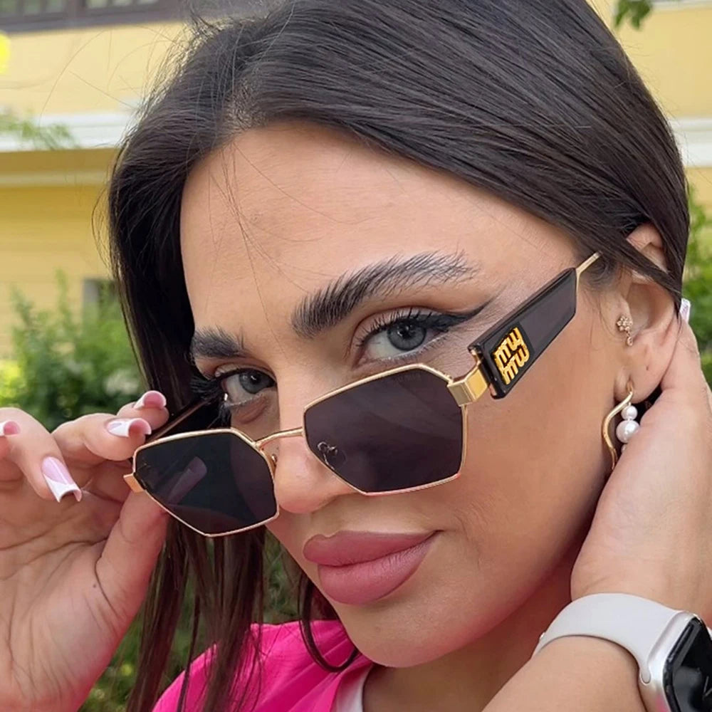 Fashion Irregular Punk Sunglasses Women Men Metal Full Frame Sun Glasses Personalized Hollow Eyewear Trendy UV400 Shades Glasses